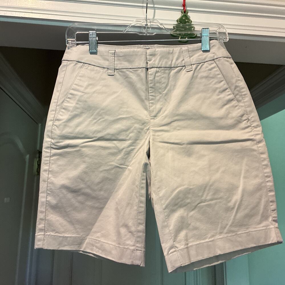 J Crew Shorts Casual, Comfortable, Activewear Khaki Size 2